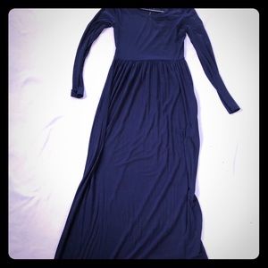 Long sleeved maxi dress